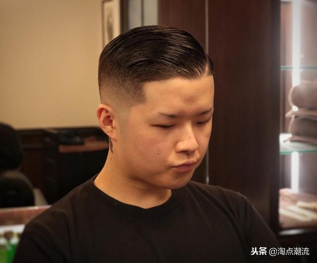 陈小春最新发型，引领时尚潮流的新造型典范